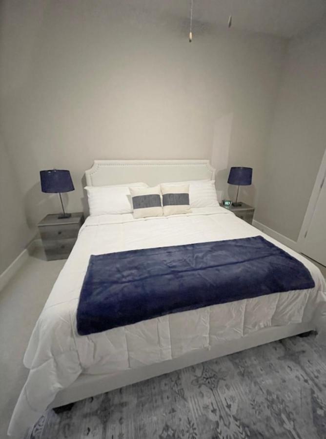Luxury Corporate Apartment Rental Хьюстон Экстерьер фото